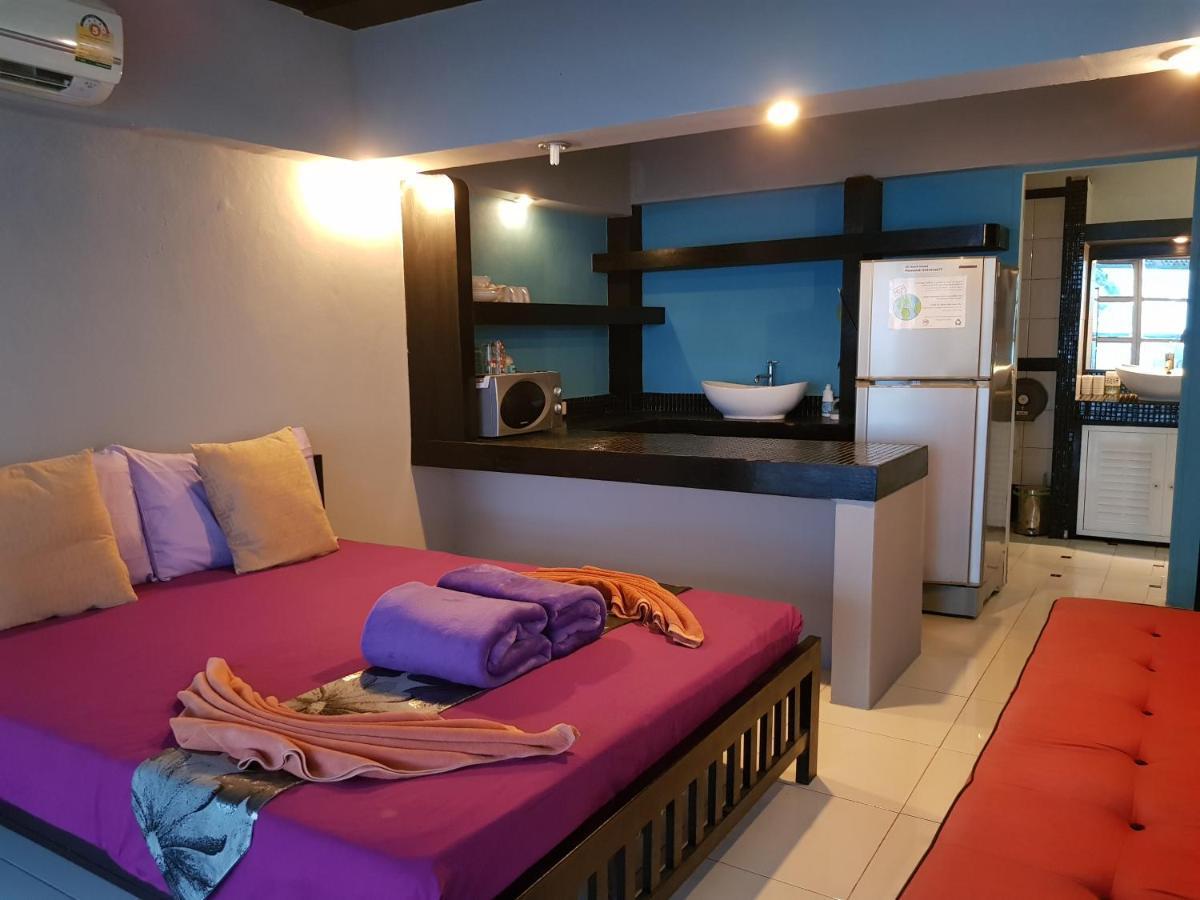 Zone6 Coworking Beach Apartment Old 2W Beach Hostel, Koh Samui Bophut Exterior foto